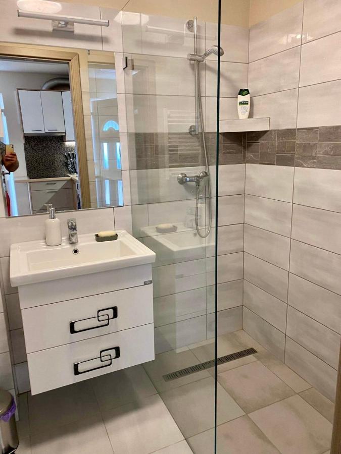 Hajnal apartman Apartment Szeged Bagian luar foto