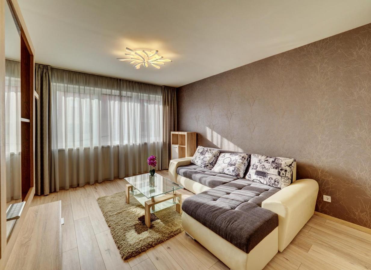 Hajnal apartman Apartment Szeged Bagian luar foto