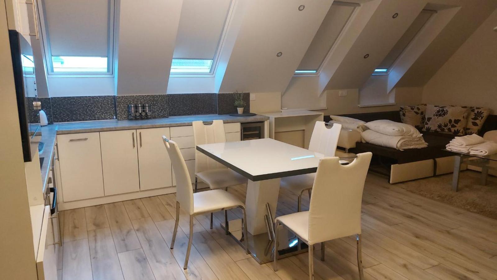 Hajnal apartman Apartment Szeged Bagian luar foto