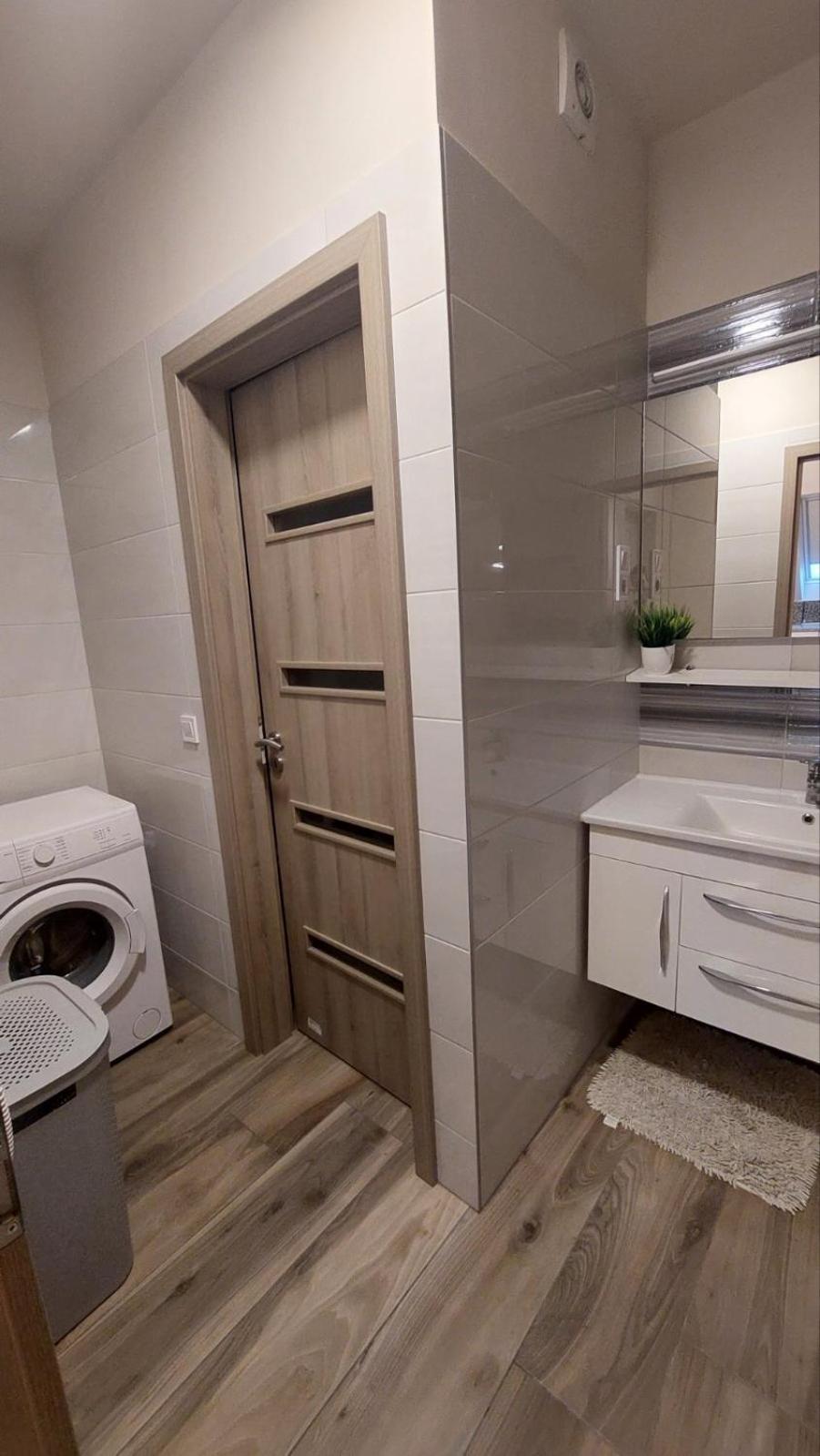 Hajnal apartman Apartment Szeged Bagian luar foto