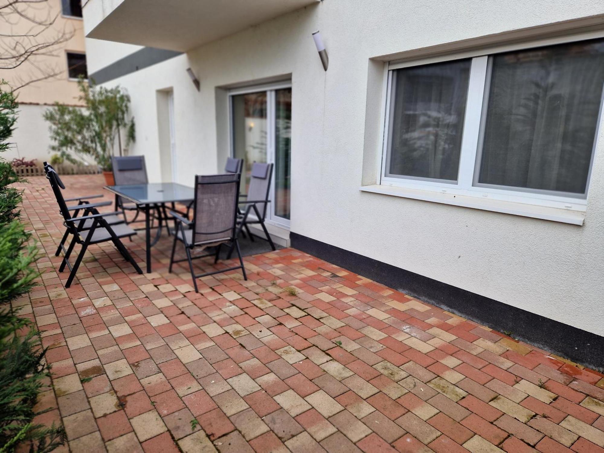 Hajnal apartman Apartment Szeged Ruang foto